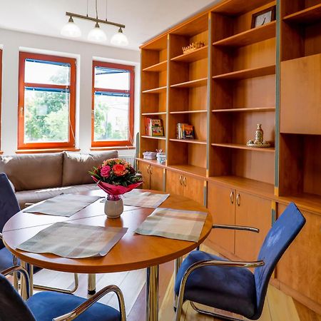 Roger Federer Apartmanja Balatonfured Ngoại thất bức ảnh